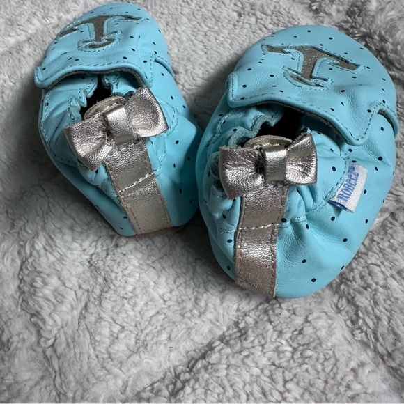 -Robeez | Soft Leather Blue and Silver Anchor Dot Moccasin | Size 18-24 Months - Picture 2 of 8